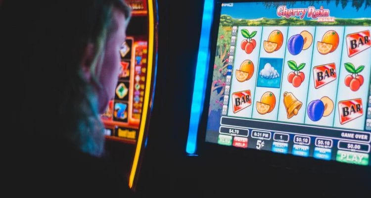 Think about strategies before starting online slot machines